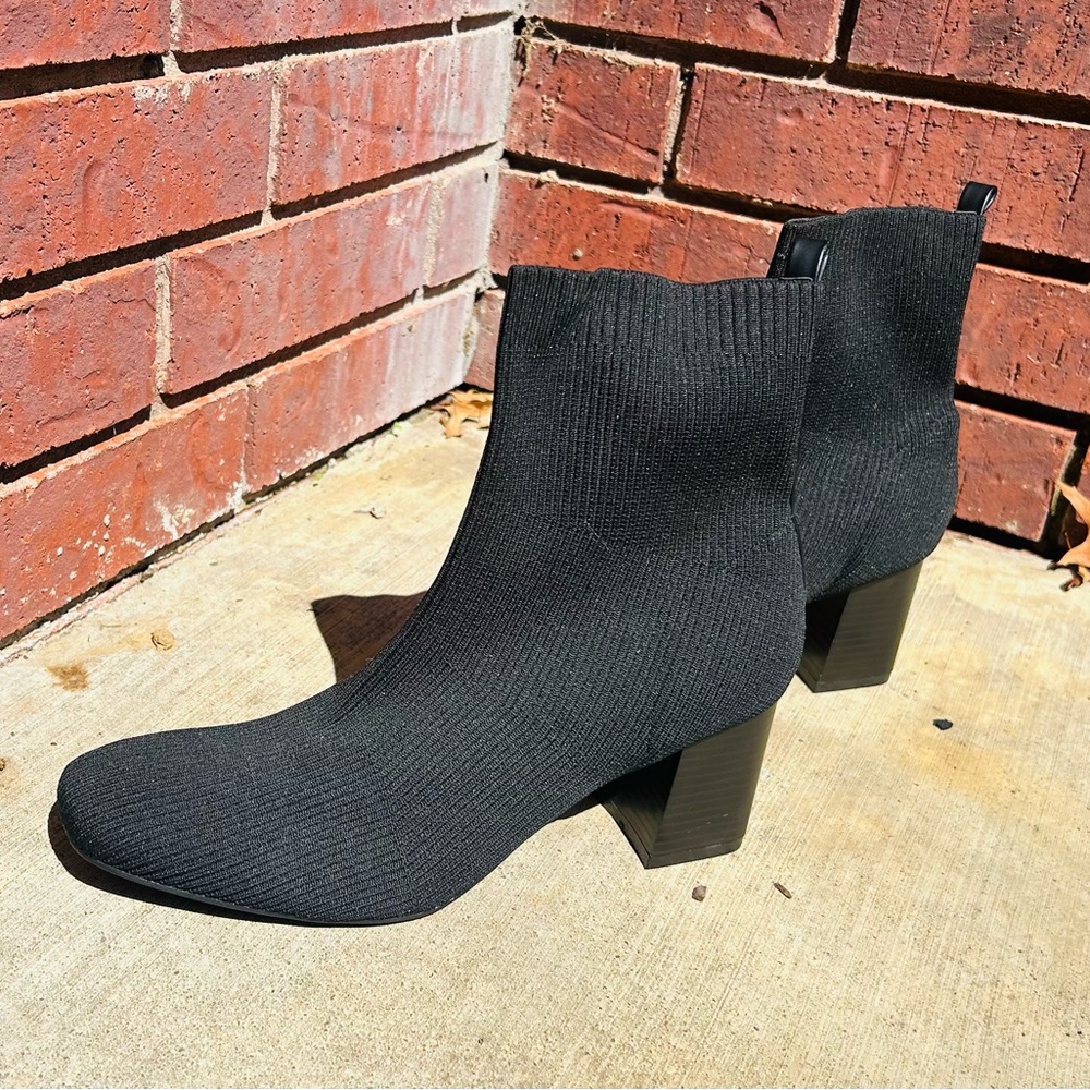 Elegant Black Ankle Boots